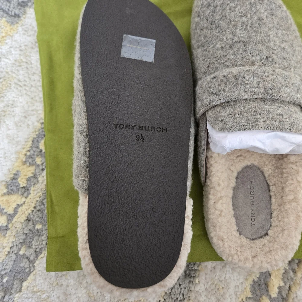 NWT Tory Burch Mellow Shearling Mule